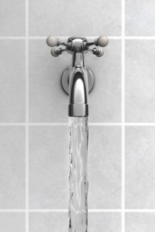 shutterstock_88989601-waterfaucet