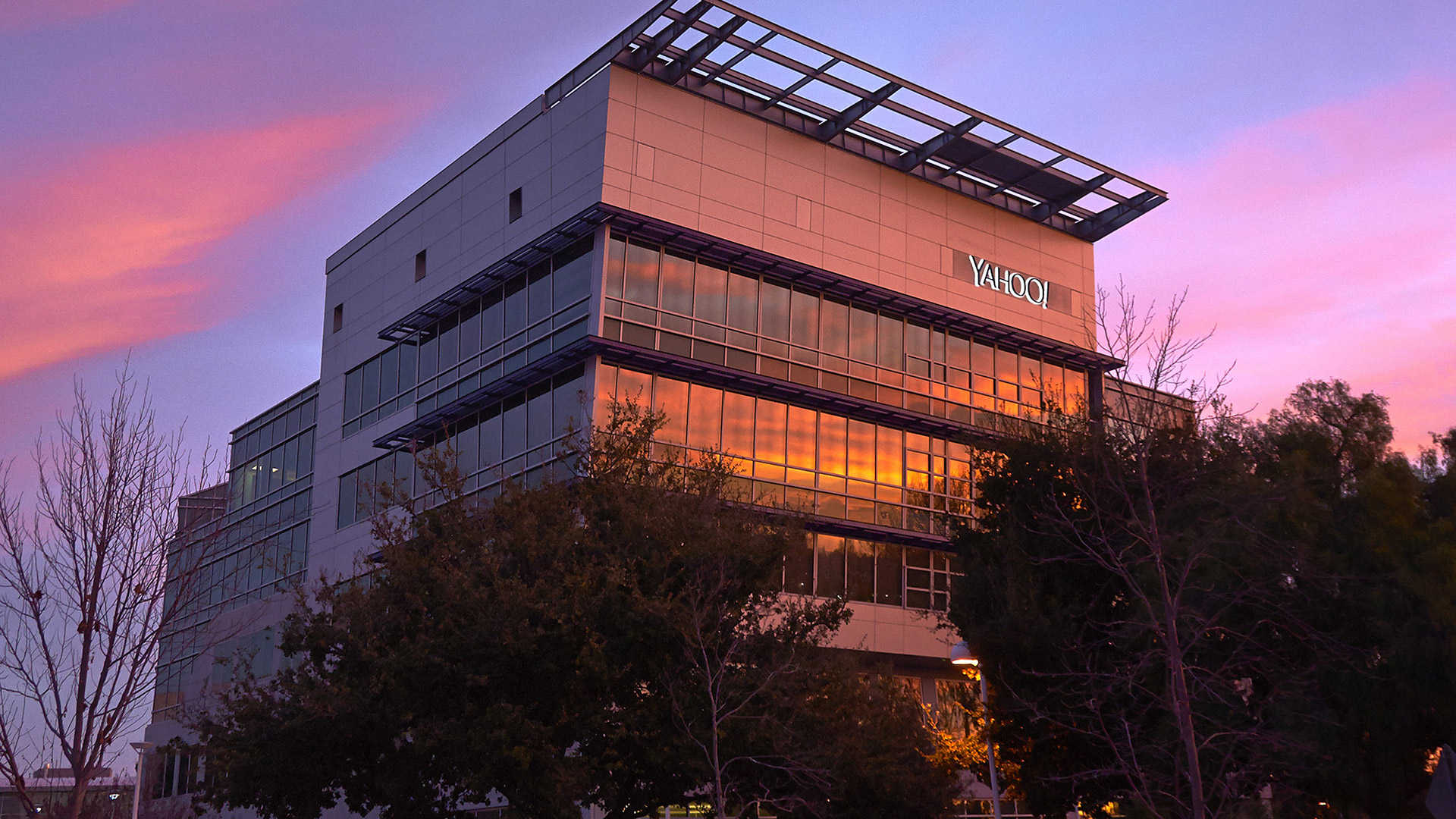 yahoo-sunnyvale-building-headquarters-1920