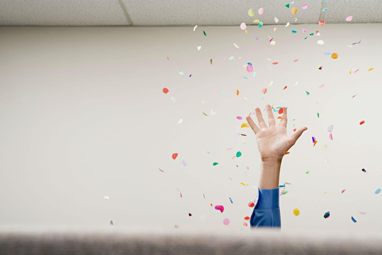 celebrate-confetti-rejoice-ss-1920