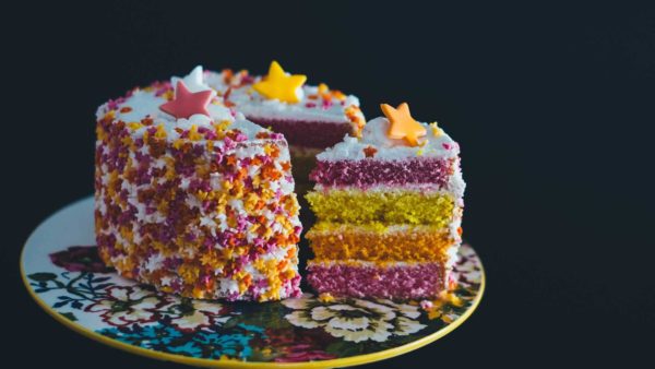 annie-spratt-96532-unsplash-cake-1920