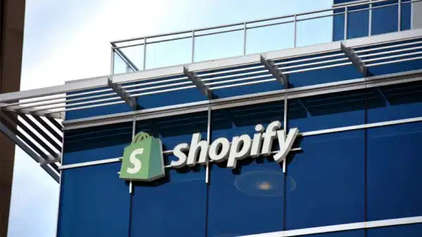 shopify-building-1920-SS-1456568321-1