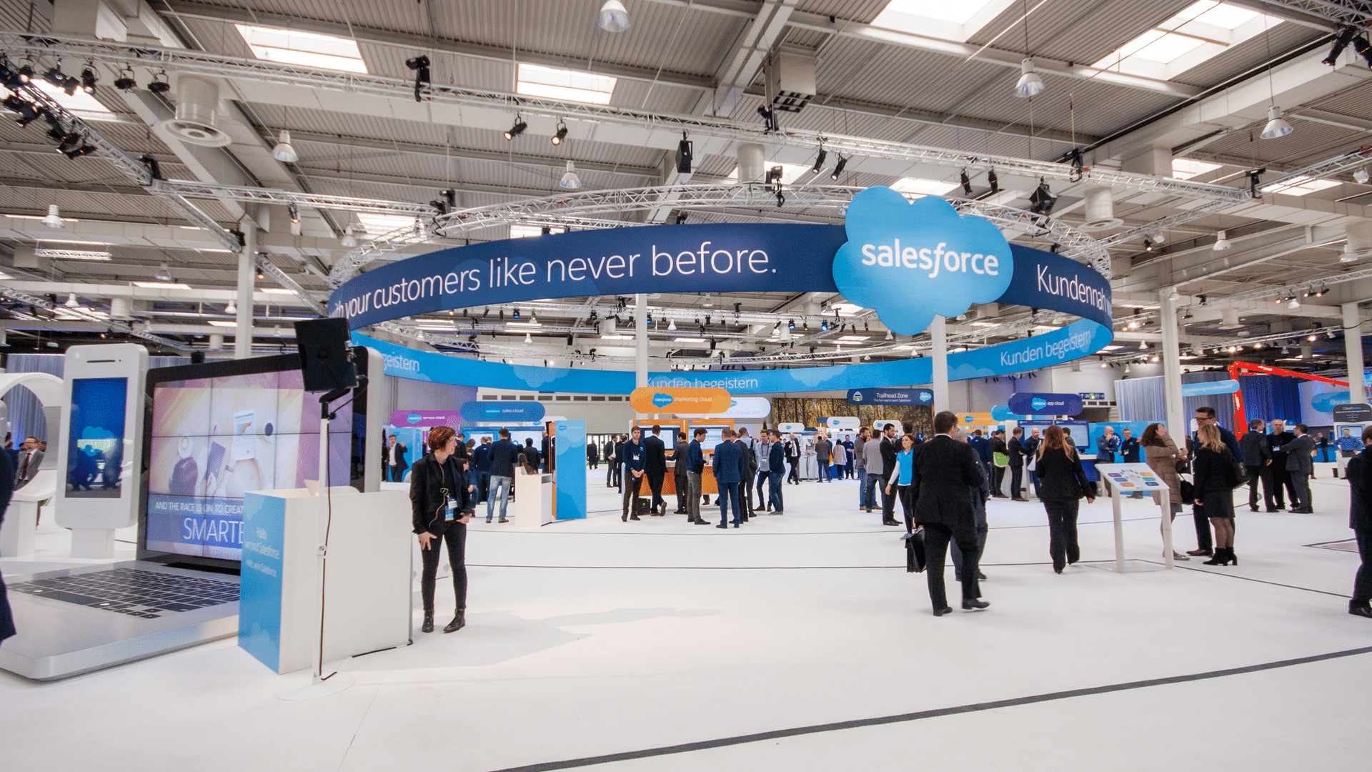 Salesforce talks about remote working and events in its earnings call thumbnail