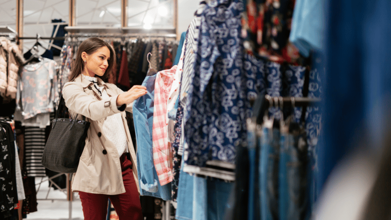 Customers demand digital-style experiences in physical retail stores