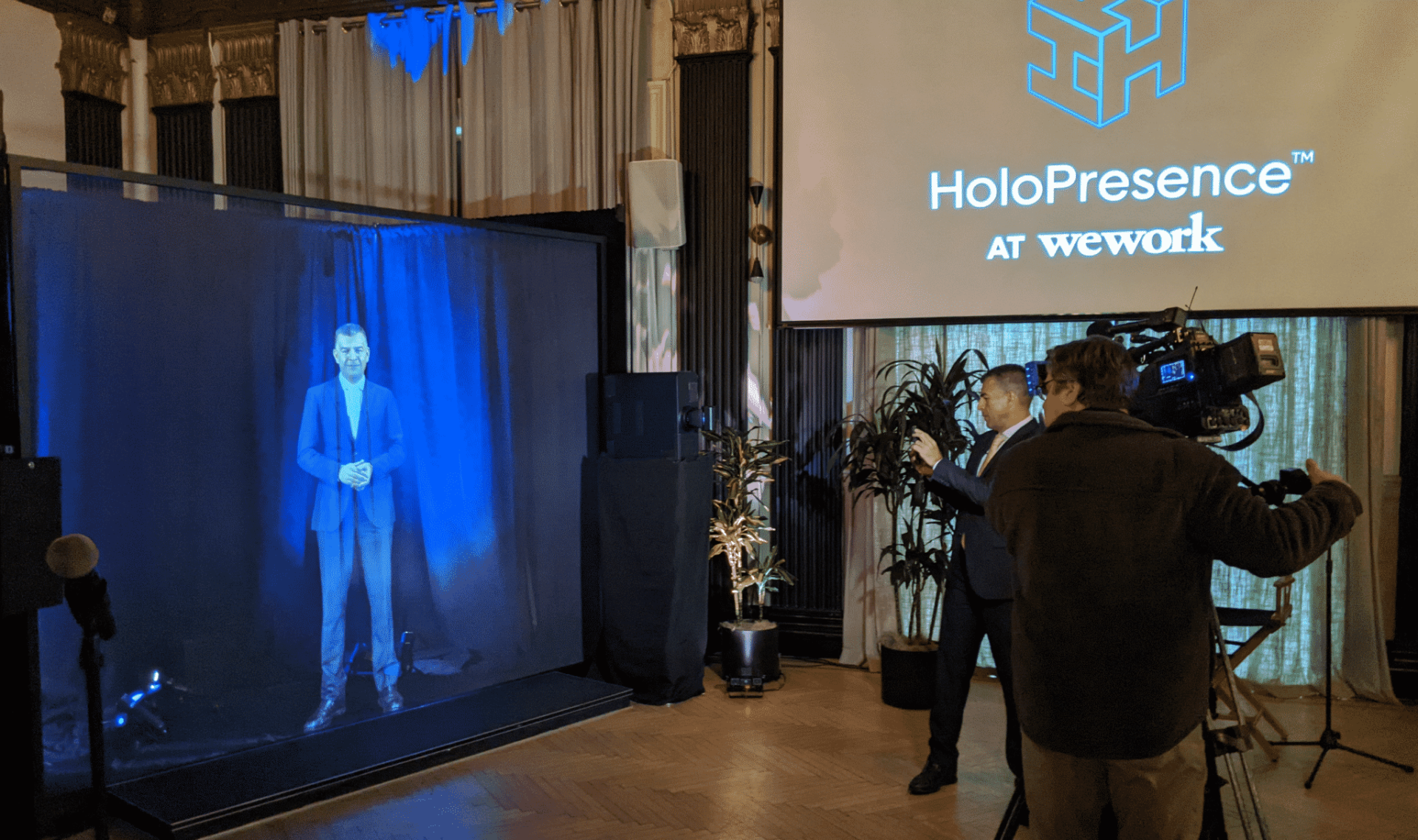 Holograms: a new concept of presence