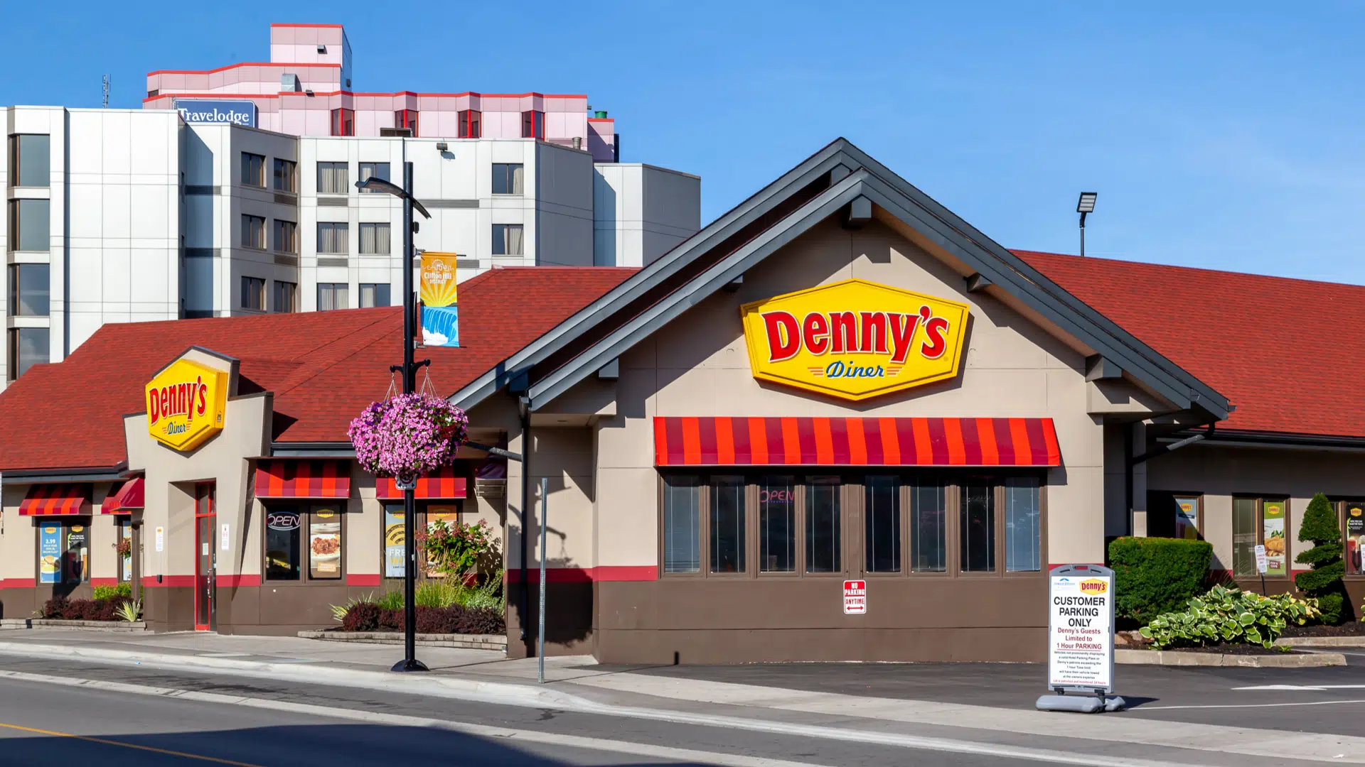 Why are 2 Denny's restaurants so close to one another in Fairfield