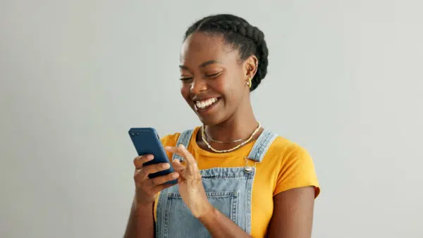 Young-woman-using-mobile-phone