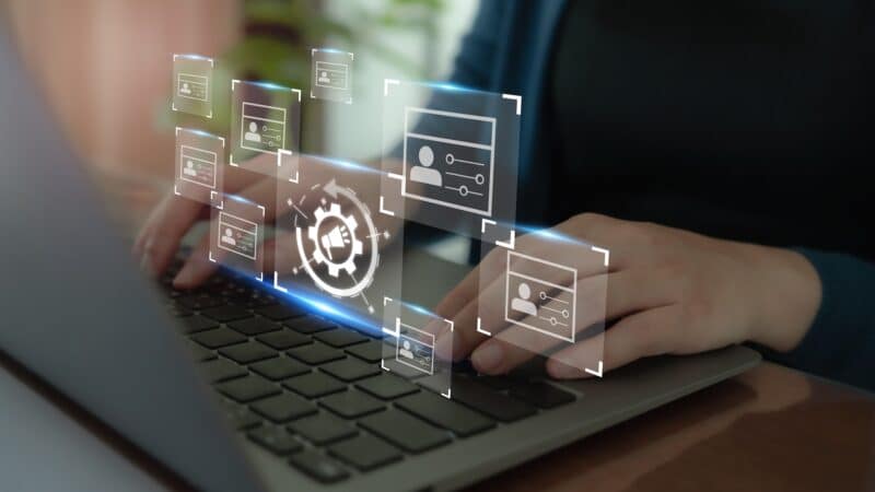Turn disconnected insights into action with a lifecycle-driven strategy