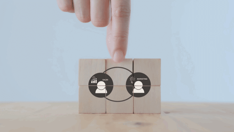 Marketing and sales alignment - Concept image