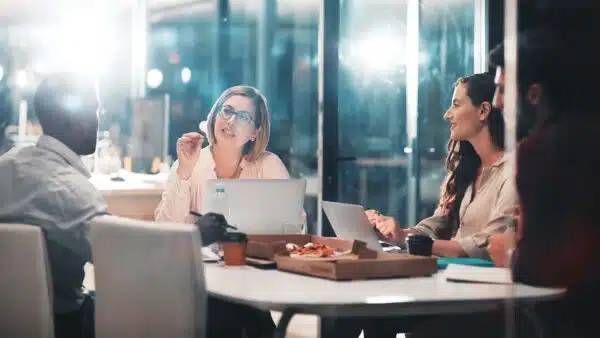 Start-up-leaders-meeting-concept