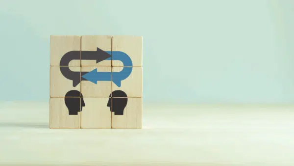 Customer-feedback-loop-concept